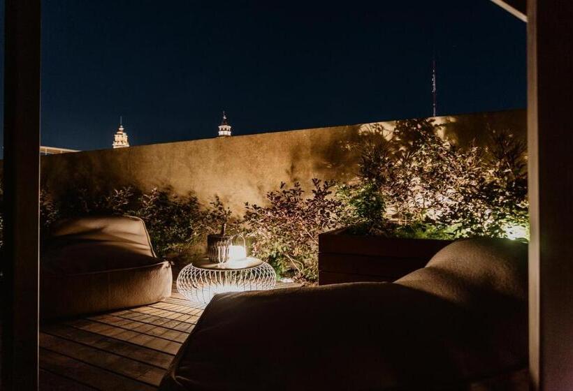 Номер Стандарт, Tá Hotel De Diseño