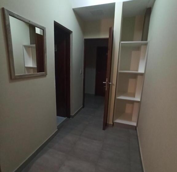 スタンダードルーム, El Descanso