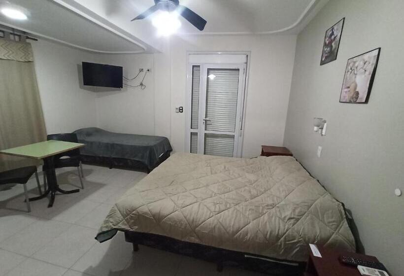 スタンダードトリプルルーム, El Descanso