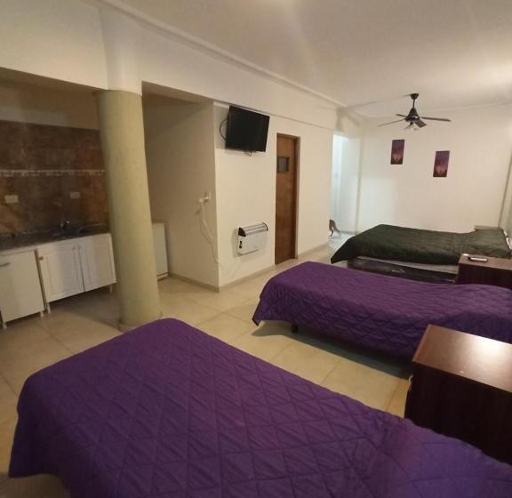 スタンダード４人部屋, El Descanso