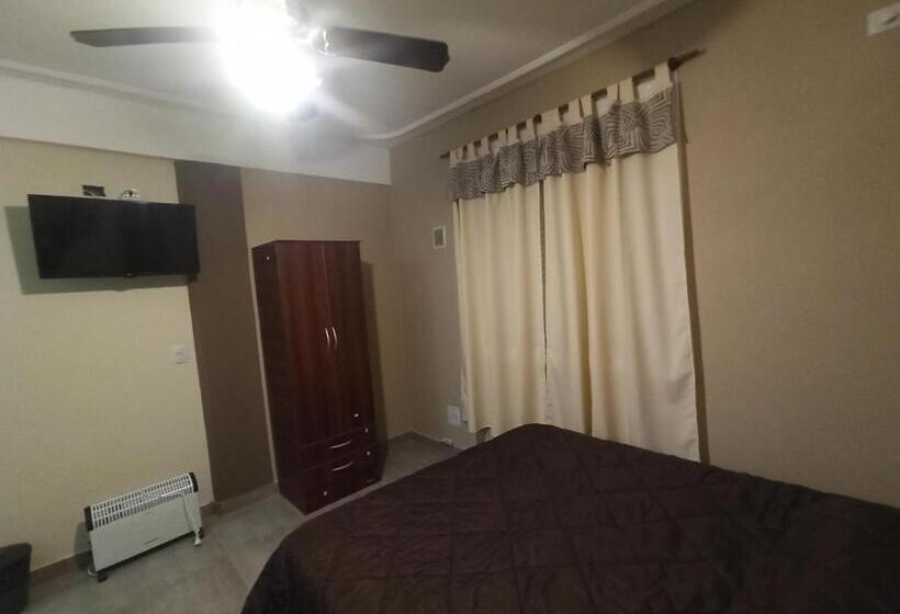 スタンダードトリプルルーム, El Descanso