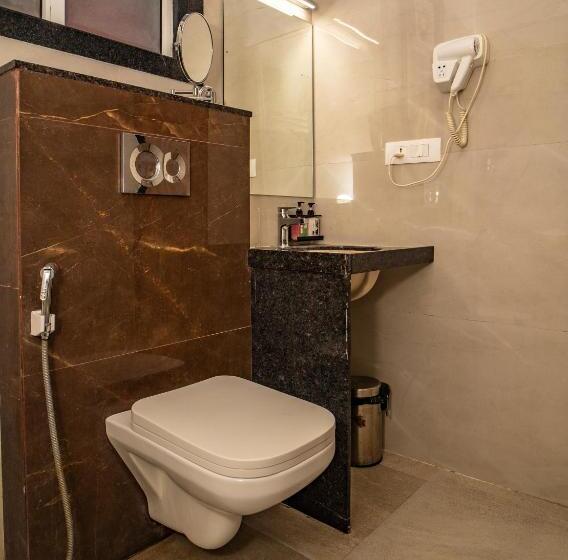 חדר דחוקס עם מיטת קינג, Rabbit Ratnam By Udaipur Hotels