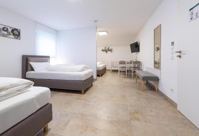 패밀리 룸, Seepension Ostertach Am Leitgeringer See