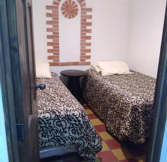 اتاق استاندارد, Acatenango Inn
