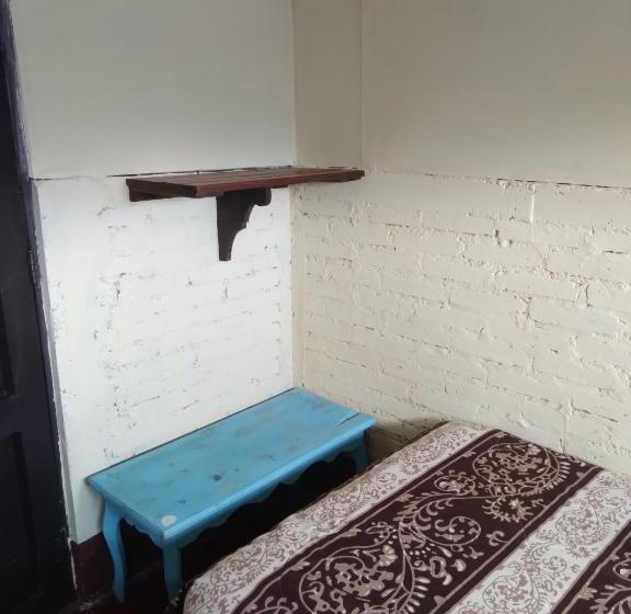 اتاق استاندارد با سرویس بهداشتی مشترک, Acatenango Inn