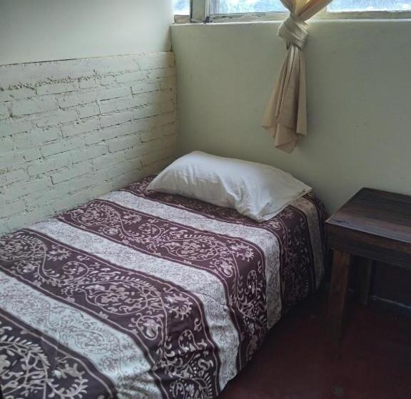 اتاق استاندارد با سرویس بهداشتی مشترک, Acatenango Inn