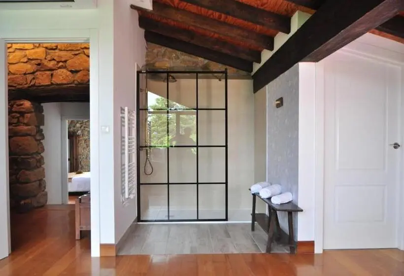 Deluxe Room Mountain View, Casa Mendilore