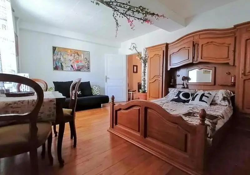 デラックスルーム, Chambres D Hôtes Le Labyrinthe Du Peintre