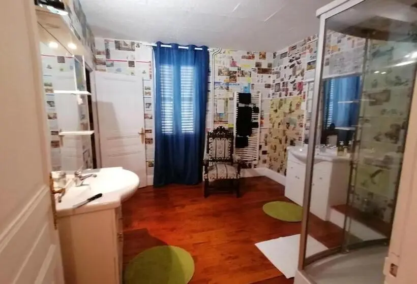 デラックスルーム, Chambres D Hôtes Le Labyrinthe Du Peintre
