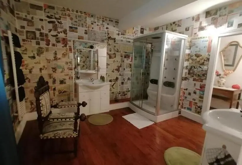 デラックスルーム, Chambres D Hôtes Le Labyrinthe Du Peintre