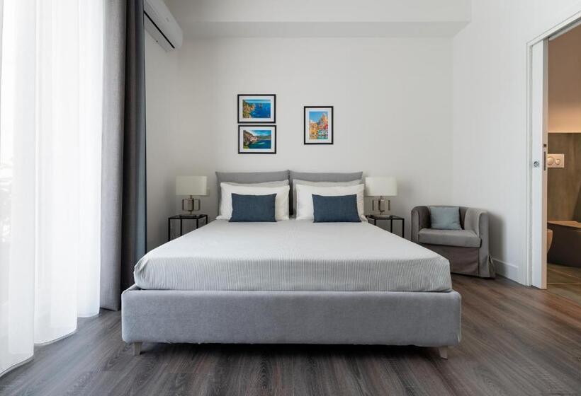 Номер Deluxe, Harmony Luxury Rooms