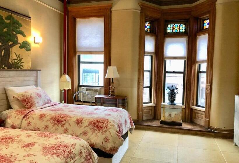 غرفة قياسية مطلة على المدينة, Northern Lights Mansion