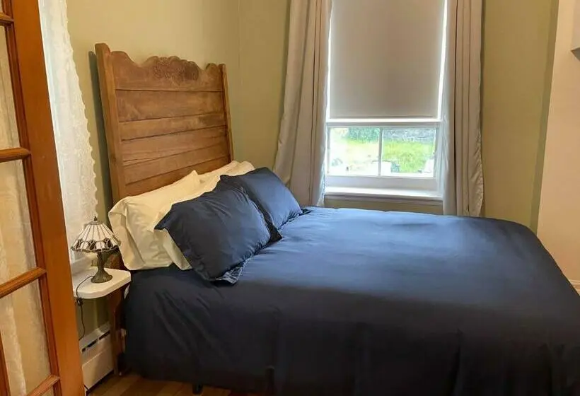 スイート, Auberge Les Deux Tours