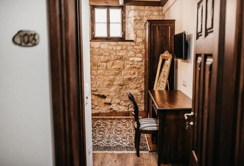 غرفة قياسية, Beratino