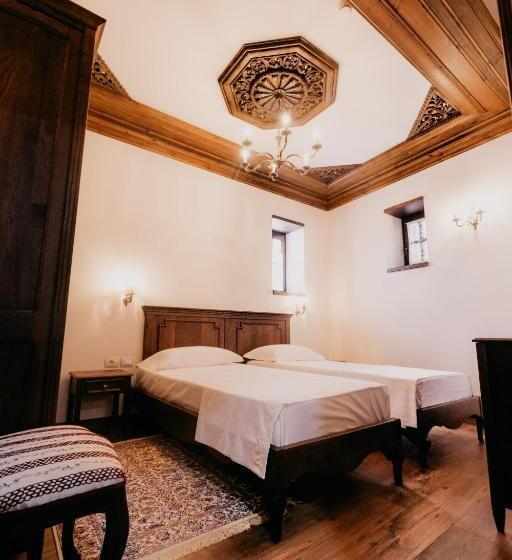 غرفة قياسية, Beratino