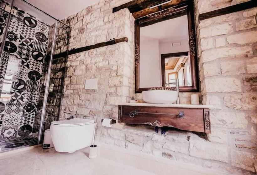 غرفة ديلوكس مزودة بشرفة, Beratino