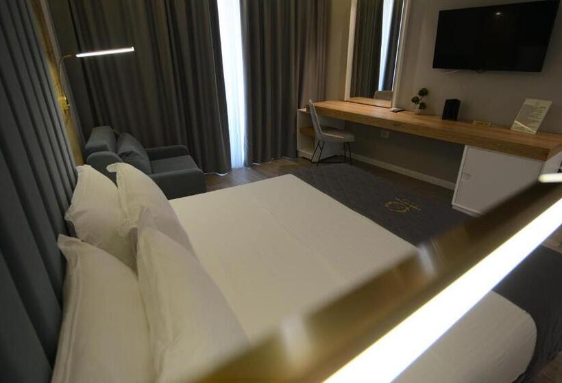 اتاق استاندارد, Ebbi