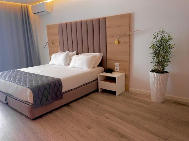 Triple Room Sea View, Ebbi