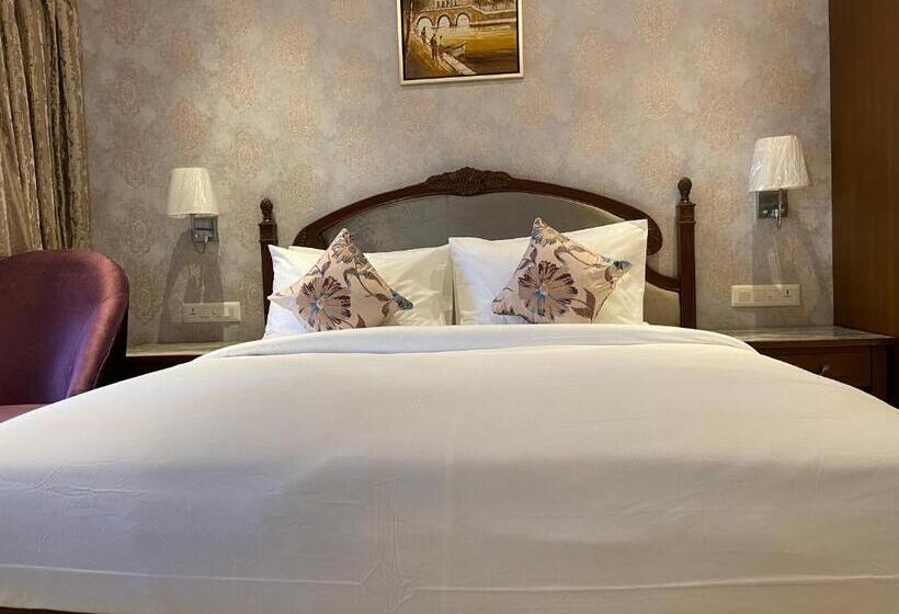 标准间带阳台, Grand Victoria The Fern Resort & Spa, Panchgani