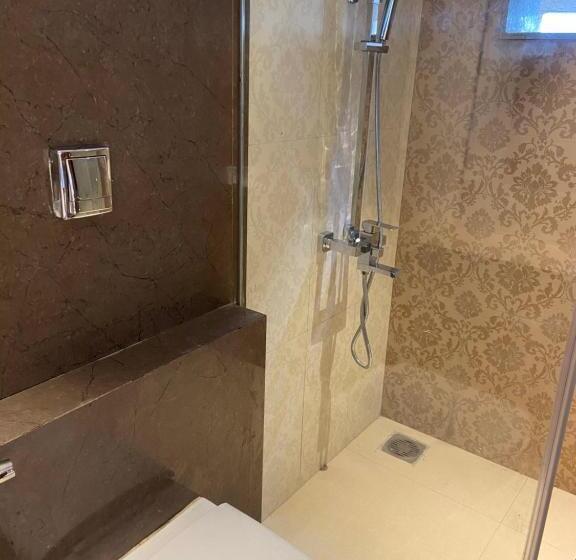 발코니가 있는 스위트, Grand Victoria The Fern Resort & Spa, Panchgani