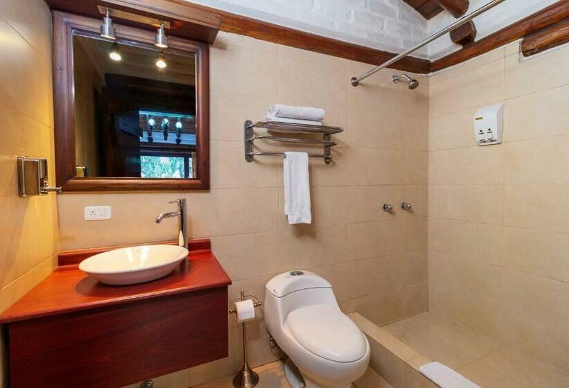 3-Bett-Standardzimmer, Ilé