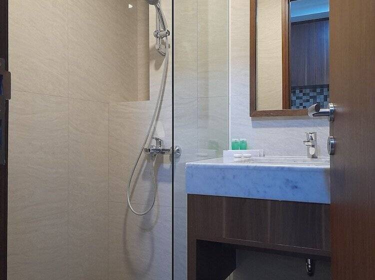 スタンダードスタジオ, Kawana Golf Residence