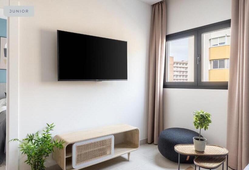 آپارتمان 1 خوابه, Limehome Sevilla Calle Torcuato Luca De Tena Digital Access