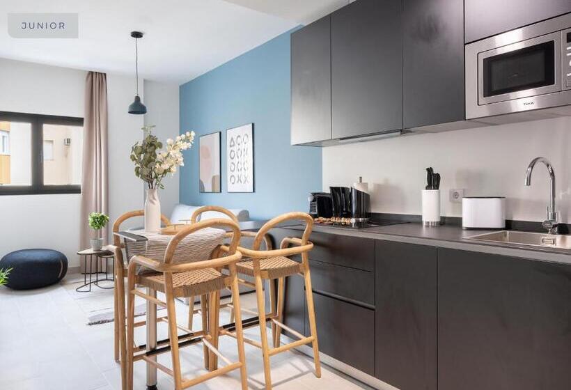 آپارتمان 1 خوابه, Limehome Sevilla Calle Torcuato Luca De Tena Digital Access