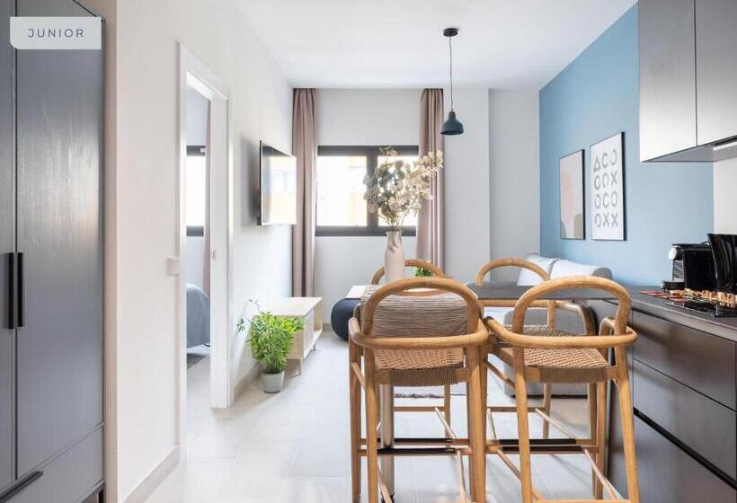 آپارتمان 1 خوابه, Limehome Sevilla Calle Torcuato Luca De Tena Digital Access