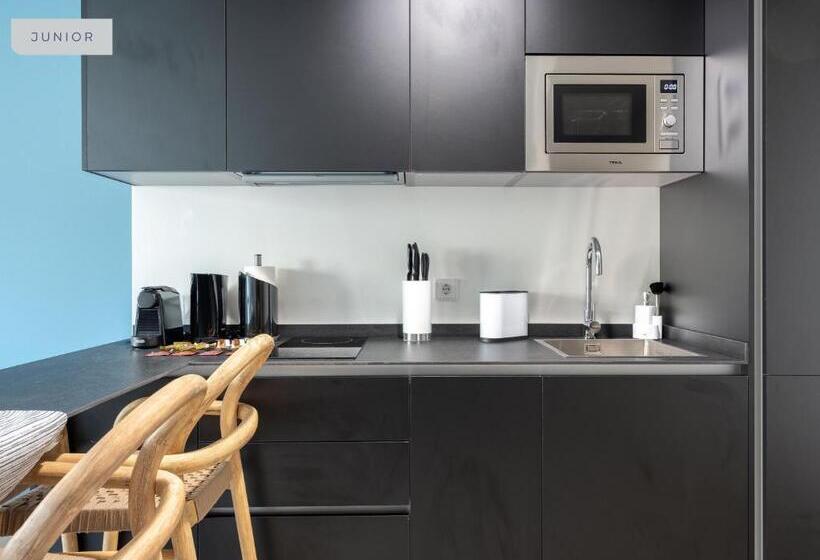 آپارتمان 1 خوابه, Limehome Sevilla Calle Torcuato Luca De Tena Digital Access