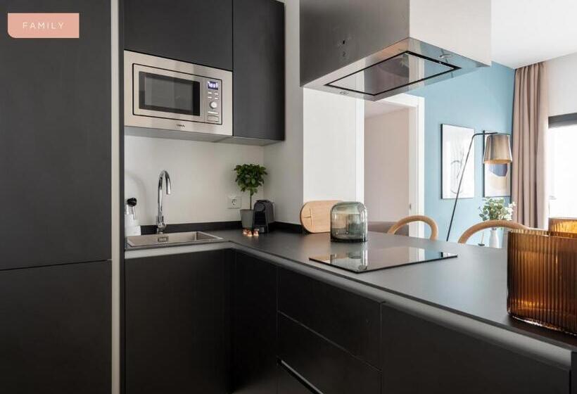 آپارتمان خانوادگی, Limehome Sevilla Calle Torcuato Luca De Tena Digital Access