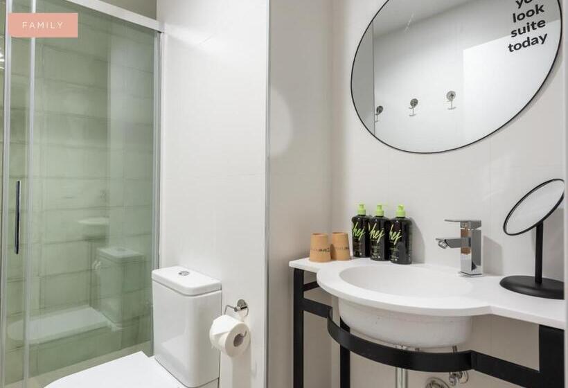 آپارتمان خانوادگی, Limehome Sevilla Calle Torcuato Luca De Tena Digital Access