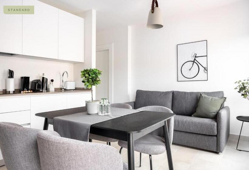 آپارتمان 1 خوابه, Limehome Sevilla Calle Torcuato Luca De Tena Digital Access