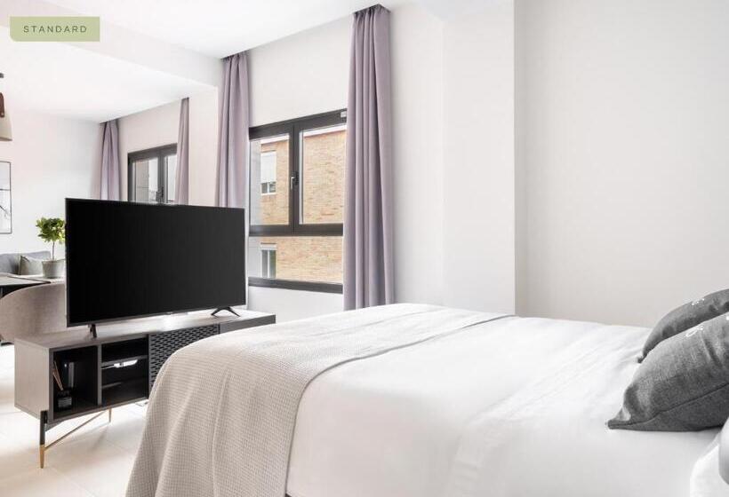 آپارتمان 1 خوابه, Limehome Sevilla Calle Torcuato Luca De Tena Digital Access