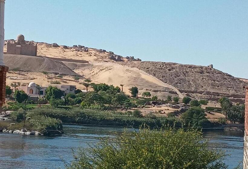 خانه 3 خوابه, Labib Guest House