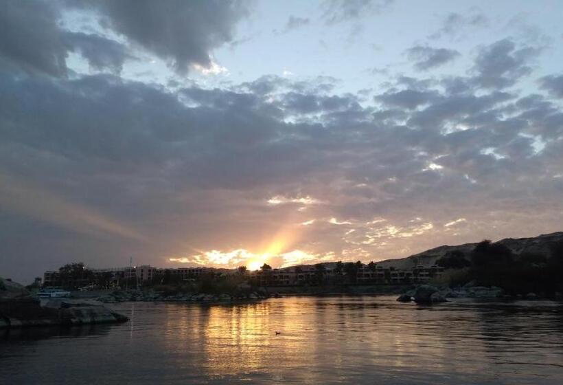 خانه 3 خوابه, Labib Guest House