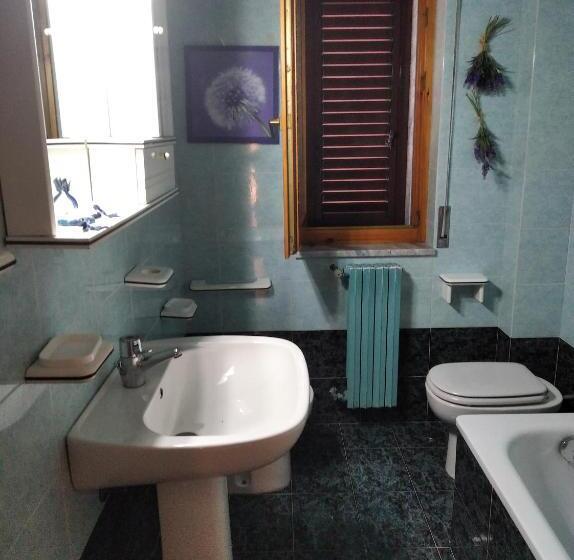 带3个卧室的公寓, Agriturismo B&b Il Girasole