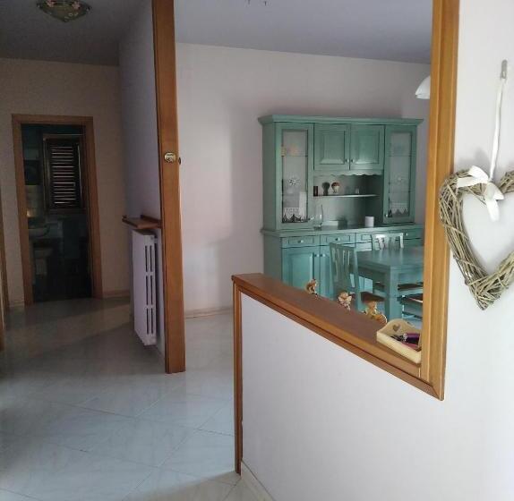 带3个卧室的公寓, Agriturismo B&b Il Girasole