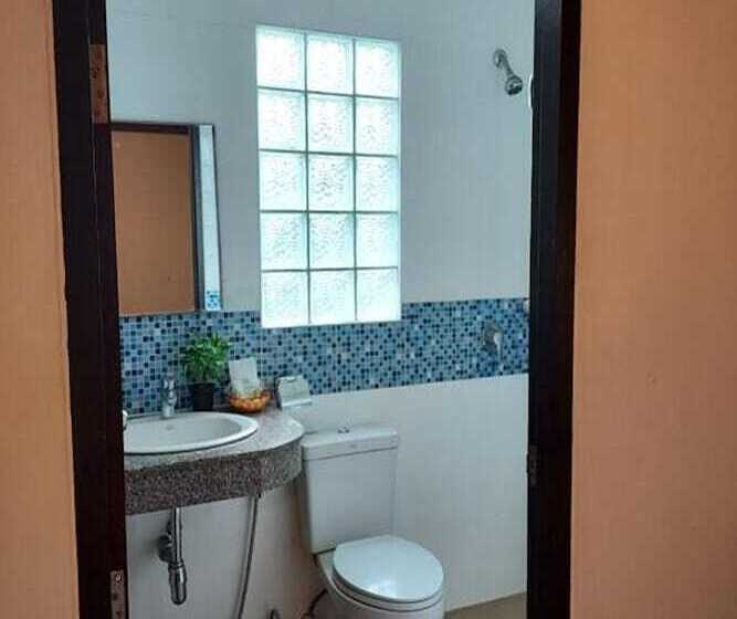 スタンダードルーム, Aromdee At Naithon Beach