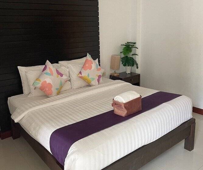 スタンダードルーム, Aromdee At Naithon Beach