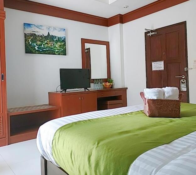 スタンダードルーム, Aromdee At Naithon Beach