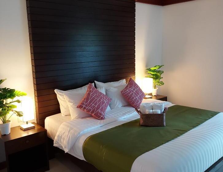 スタンダードルーム, Aromdee At Naithon Beach