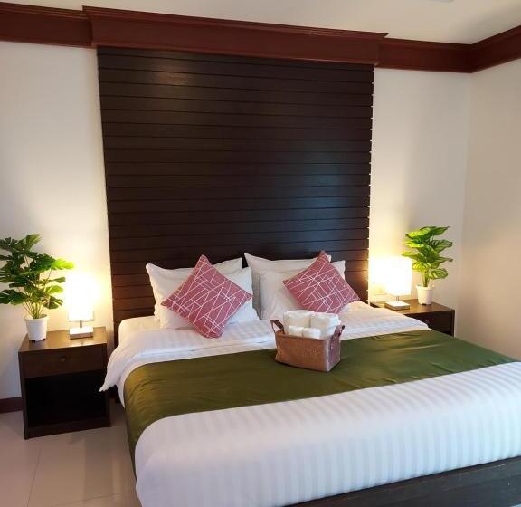 Номер Стандарт, Aromdee At Naithon Beach