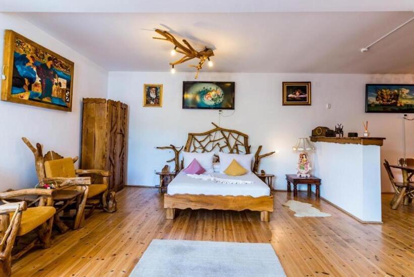 חדר סופריור, Castelul De Vis