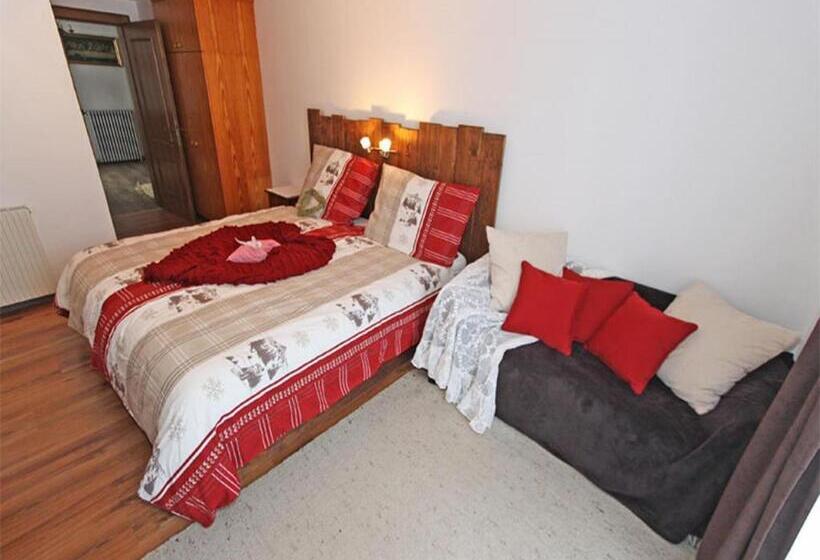 اتاق استاندارد سه نفره, Mussbachhof