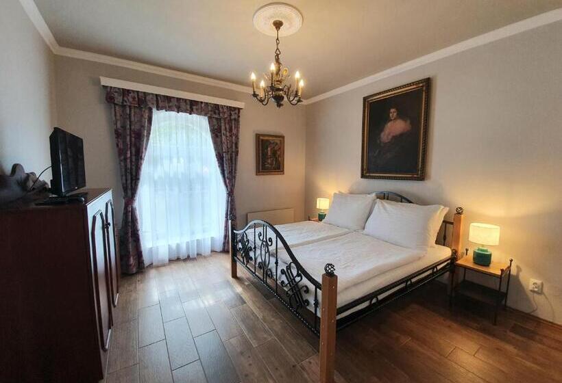 סוויטה משפחתית, Lesní Hotel Peršlák