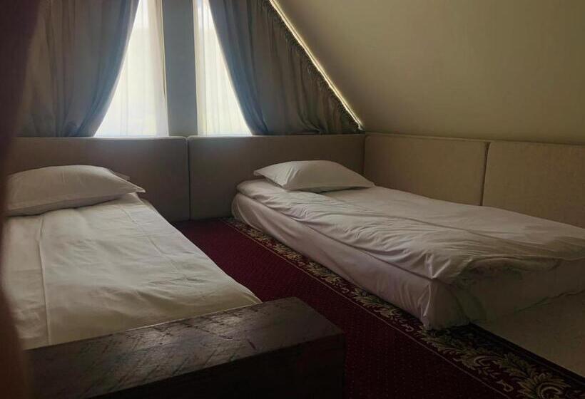 4인용 스탠다드 룸, Casa Iustin