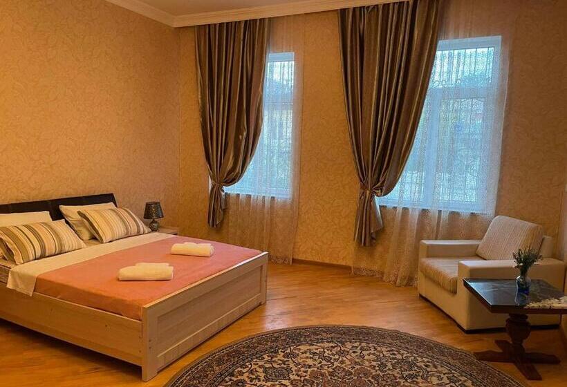 اتاق استاندارد, Sisi Guest House