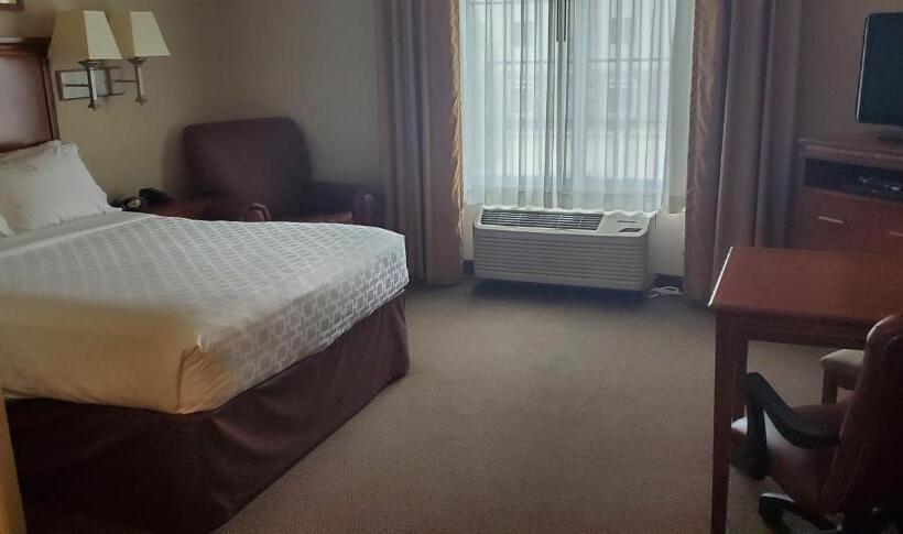 Номер Стандарт, Candlewood Suites Champaign Urbana University Area, An Ihg