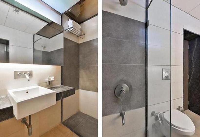 스위트, Fabhotel Prime Raajpath